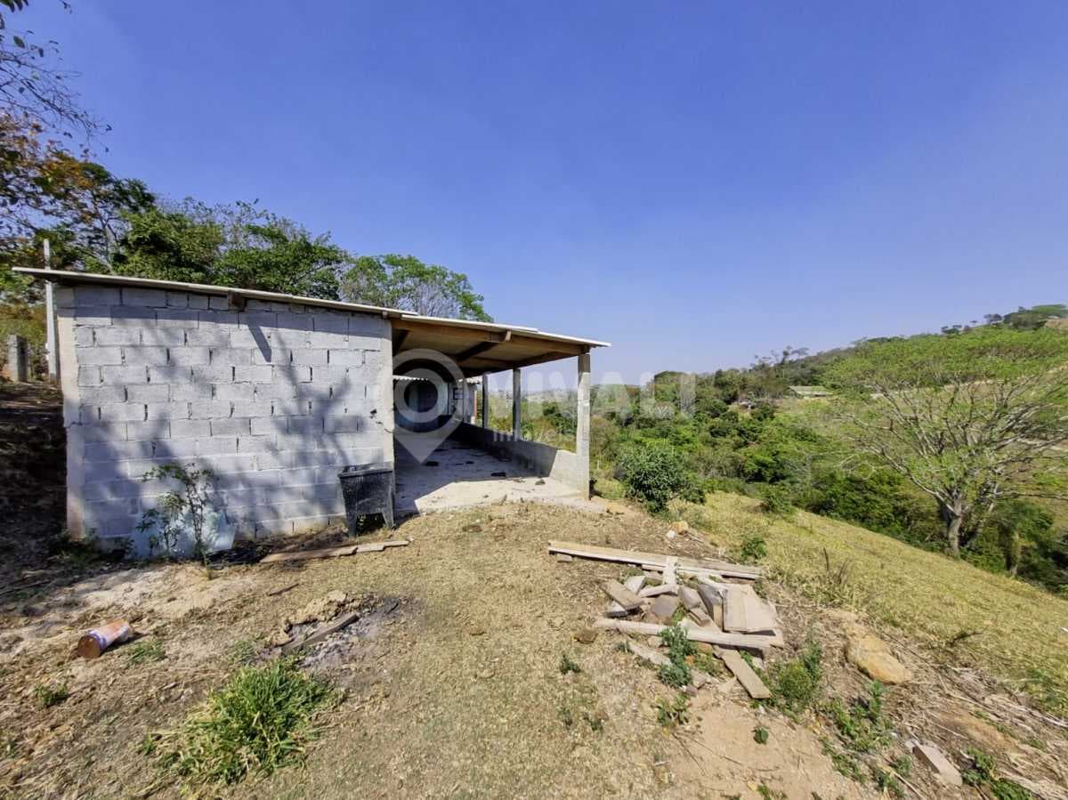 Sítio com 3 quartos no Vivendas do Engenho D´Água — foto 3