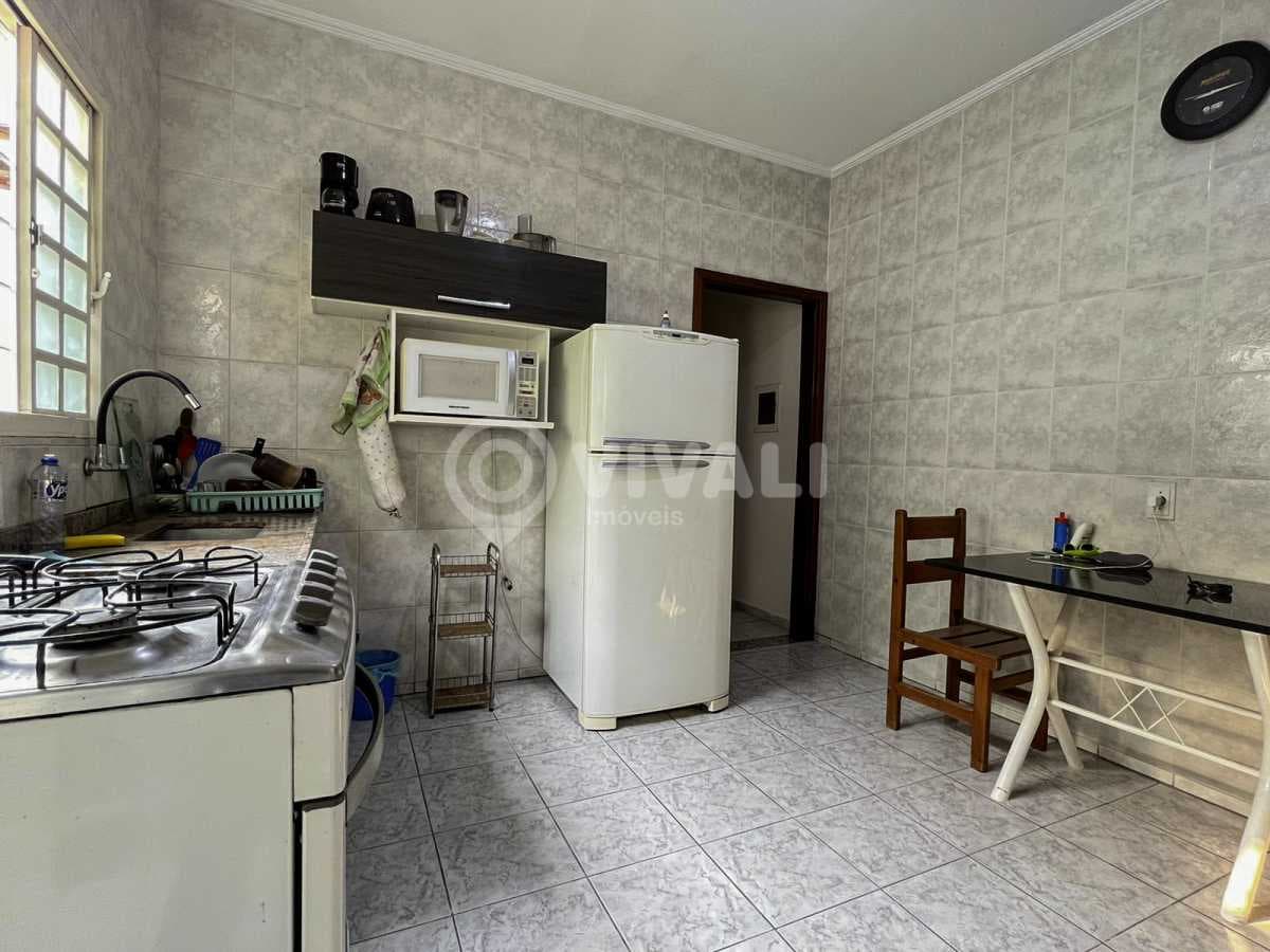 Casa de rua com 2 quartos no Cidade Jardim — foto 3