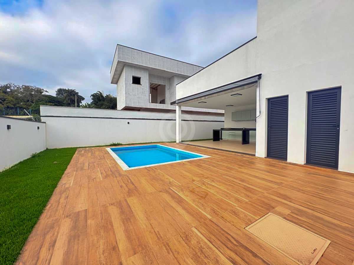 Casa em Condomínio com 1 suíte no Loteamento Terras da Fazenda