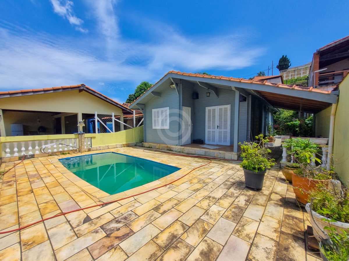Casa em Condomínio com 2 quartos no Condomínio Clube de Campo Fazenda