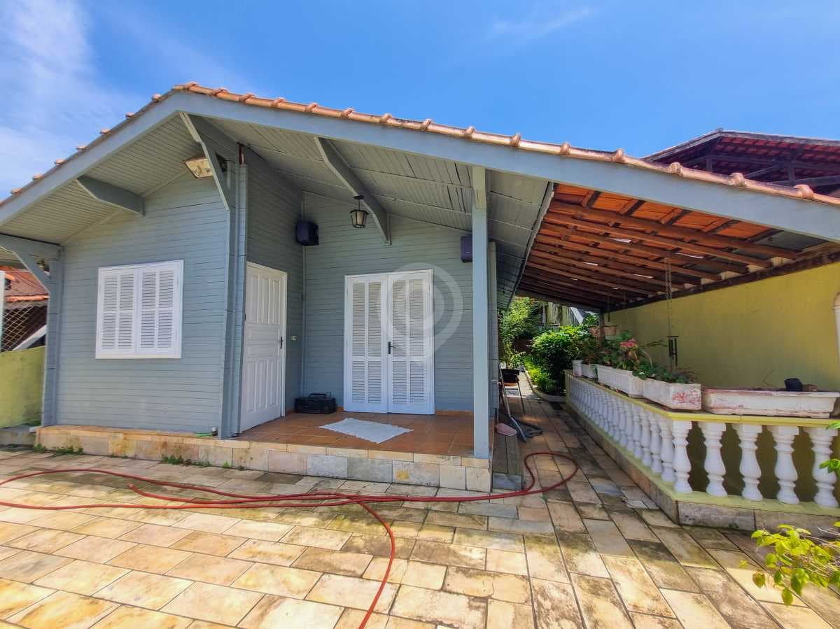Casa em Condomínio com 2 quartos no Condomínio Clube de Campo Fazenda — foto 3