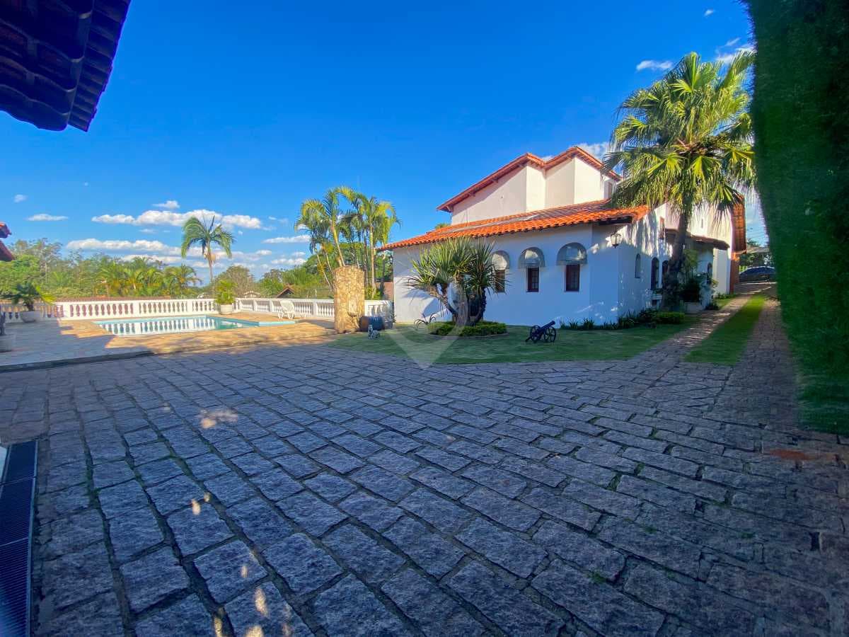 Casa em Condomínio com 4 suítes no Ville Chamonix — foto 3