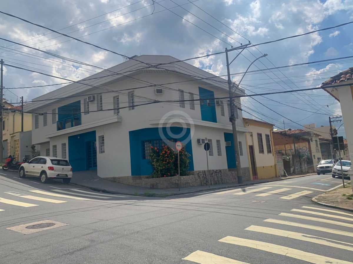 Prédio no Centro