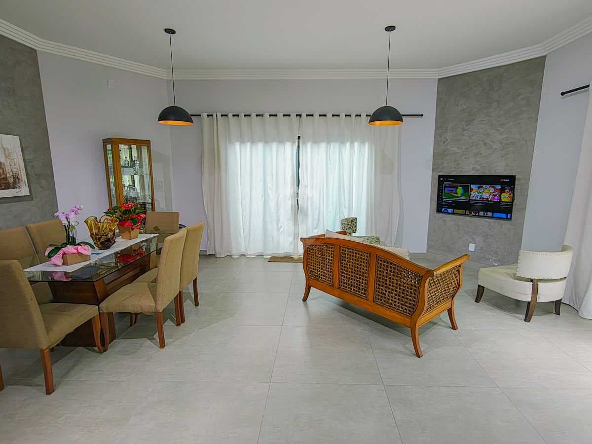 Casa de rua com 1 suíte no Recanto do Parque — foto 2