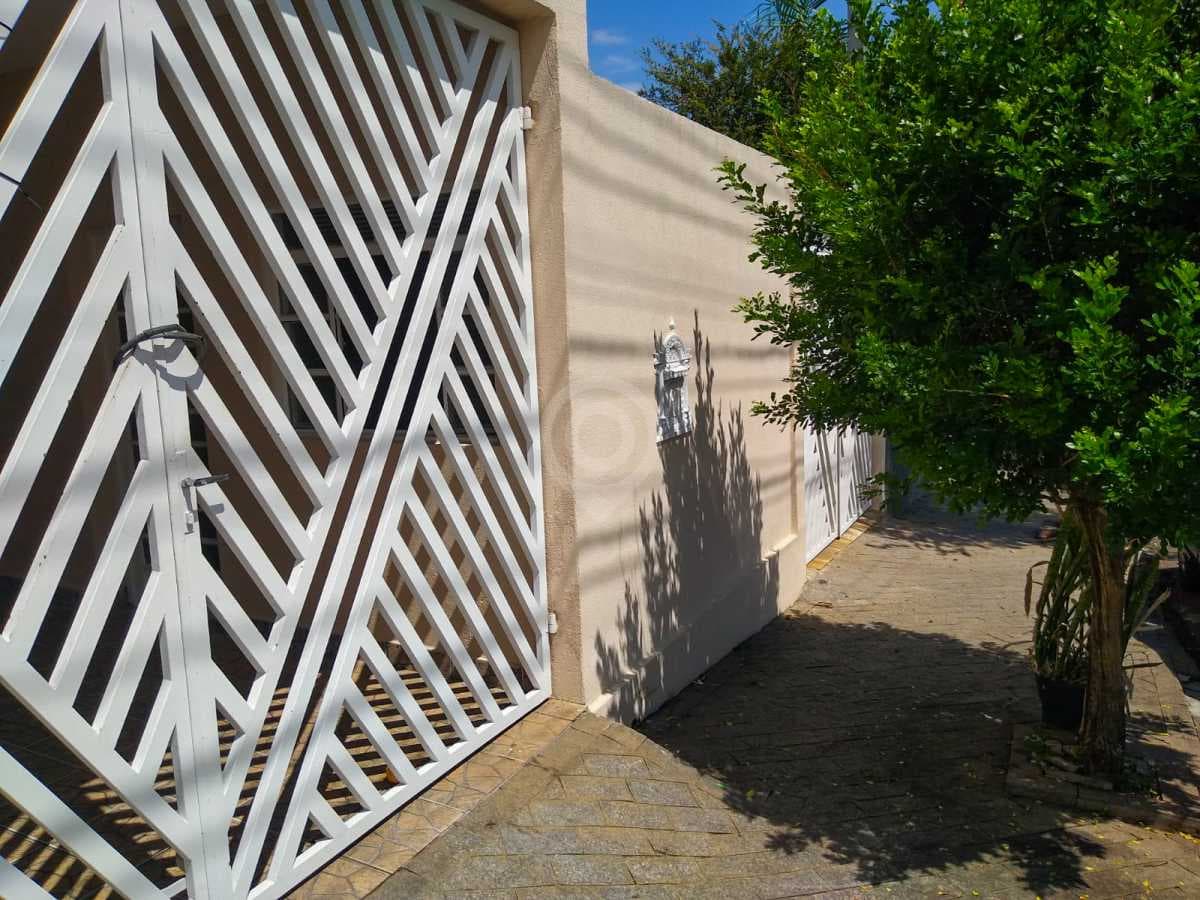 Casa de rua com 5 quartos no Jardim Coronel Peroba — foto 2