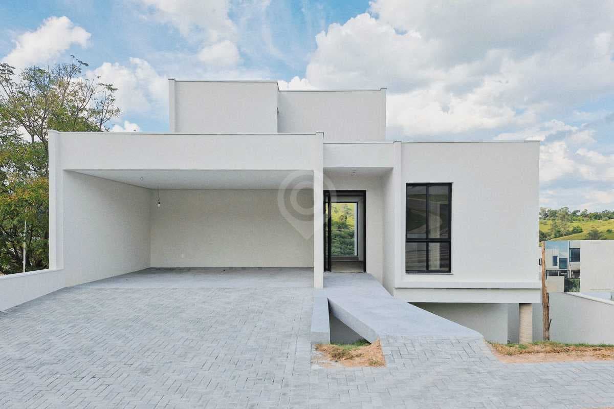 Casa em Condomínio com 3 suítes no Ecologie Residencial
