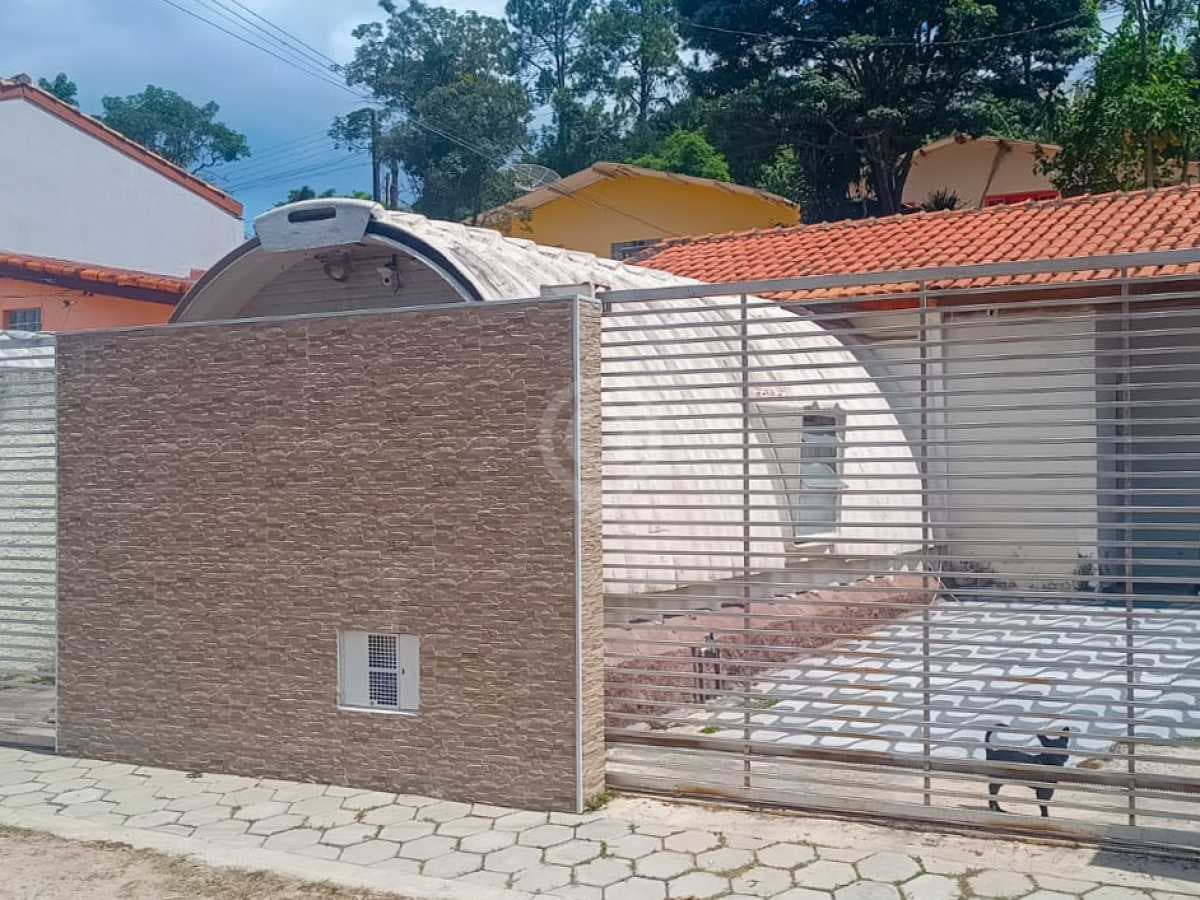 Casa em Condomínio com 2 quartos no Condomínio Clube de Campo Fazenda — foto 2
