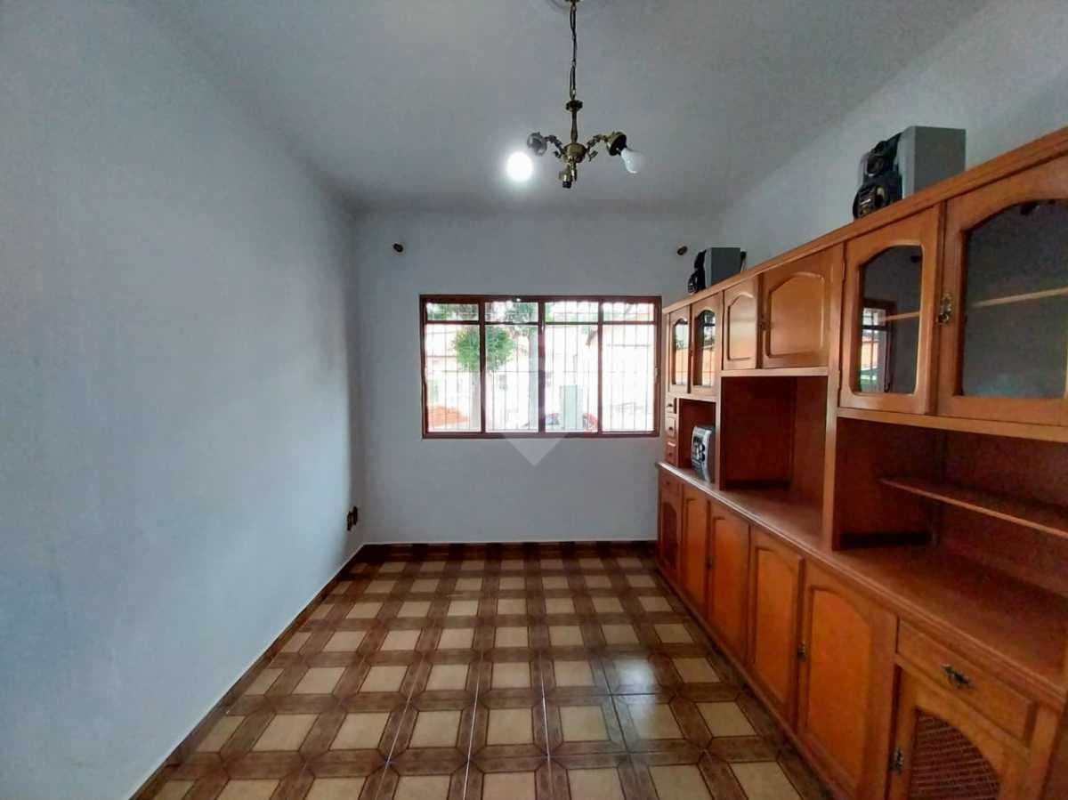 Casa de rua com 3 quartos no Jardim México — foto 2