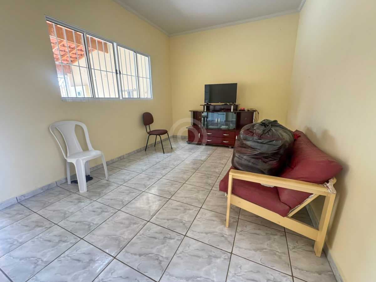 Casa de rua com 2 quartos no Jardim Virgínia — foto 2