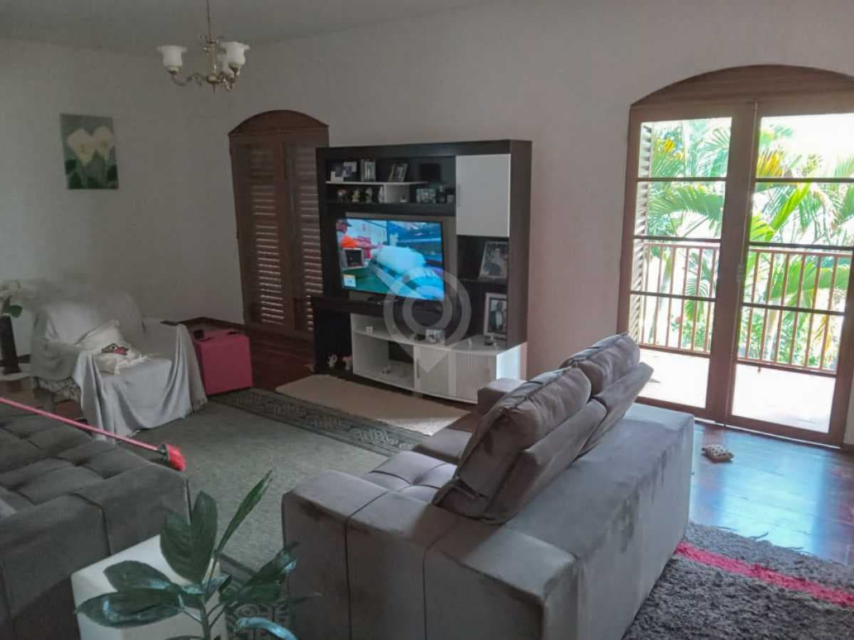 Casa de rua com 1 suíte no Santo Antonio