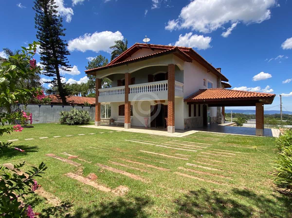 Casa em Condomínio com 2 suítes no Condomínio Parque da Fazenda
