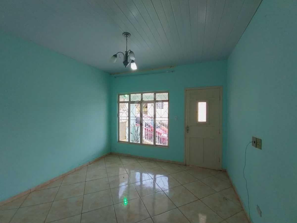 Casa de rua com 2 quartos no Vila Capelletto