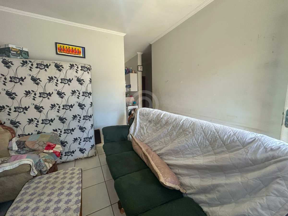 Casa de rua com 3 quartos no Loteamento Itatiba Park — foto 2