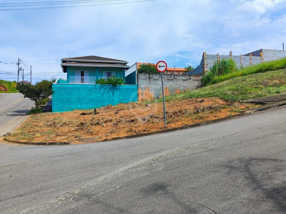 Terreno no Jardim Verona