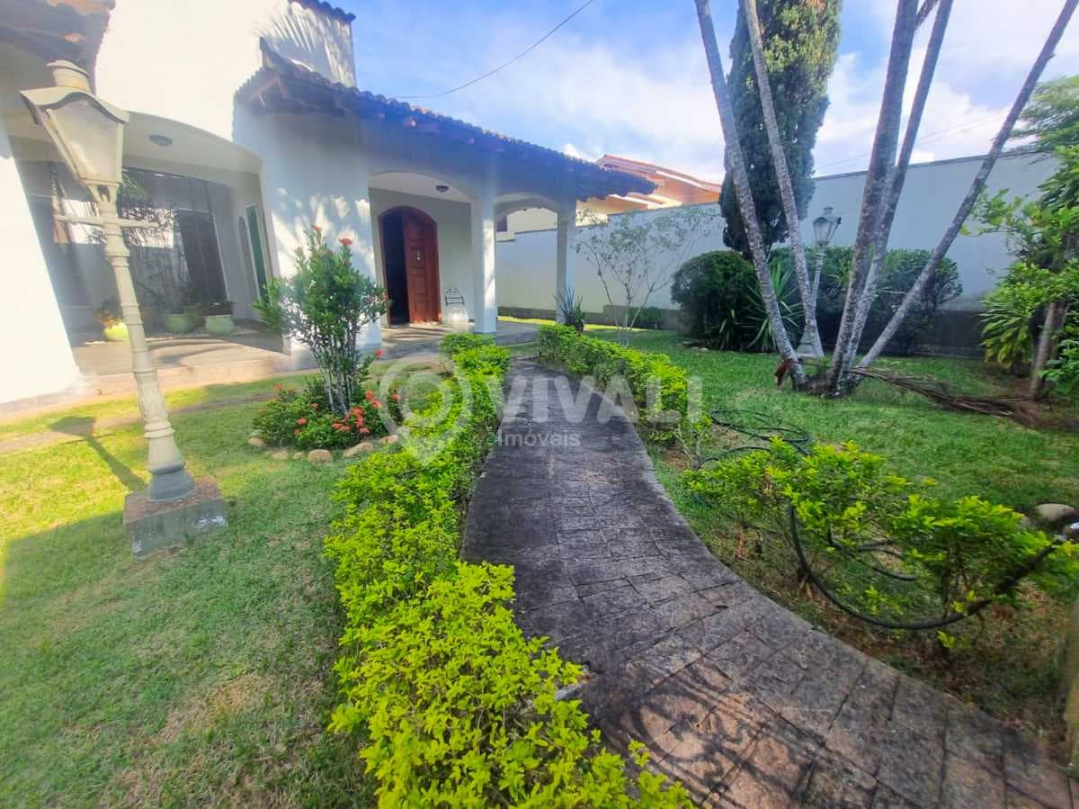 Casa em Condomínio com 3 suítes no Jardim Santa Rosa — foto 3