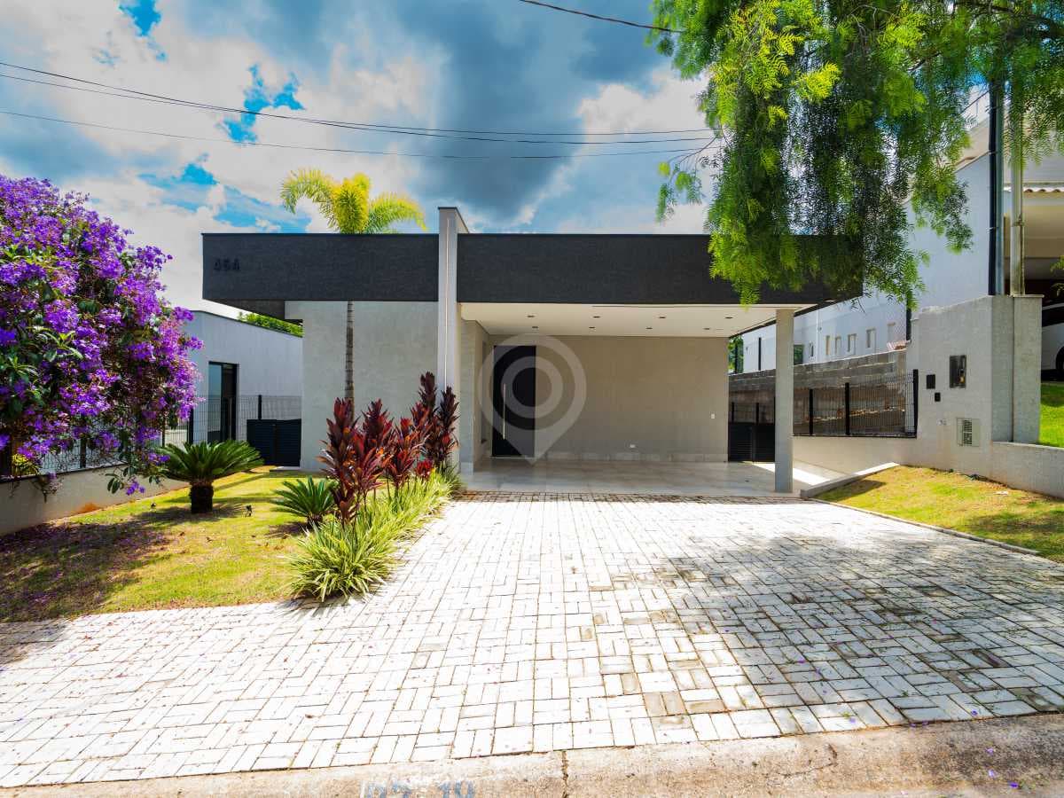 Casa em Condomínio com 4 suítes no Condomínio Residencial Euroville II