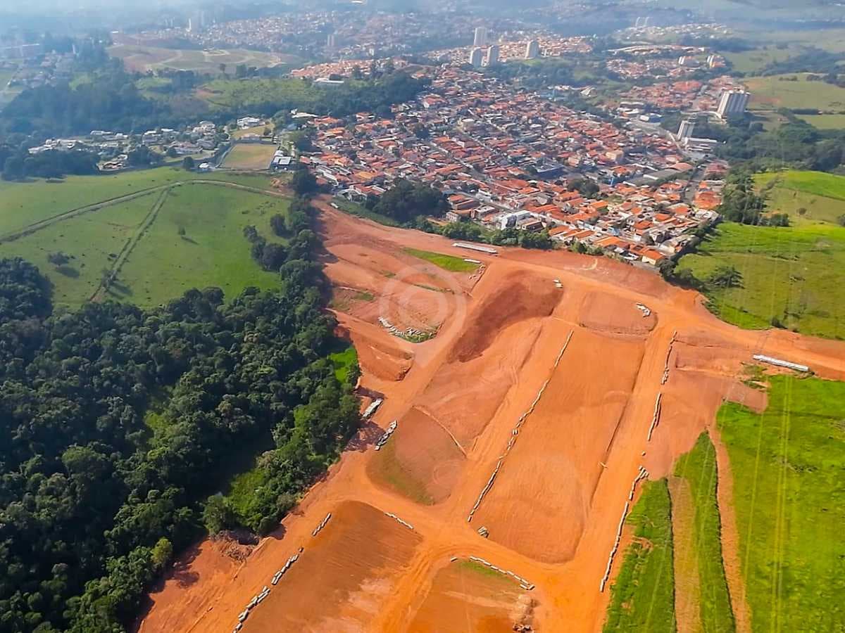 Terreno no Parque dos Oitis