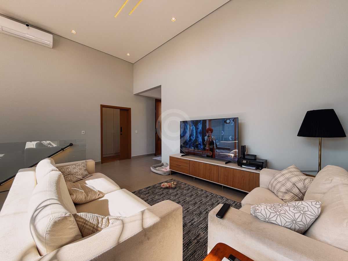 Casa em Condomínio com 3 suítes no Residencial Fazenda Santa Rosa - Fase 1 — foto 2