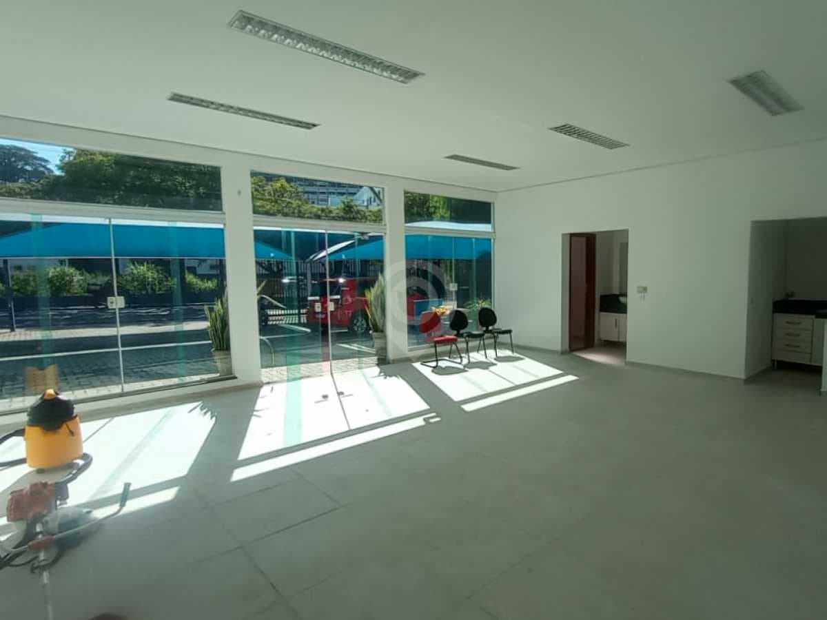 Ponto comercial no Jardim de Lucca