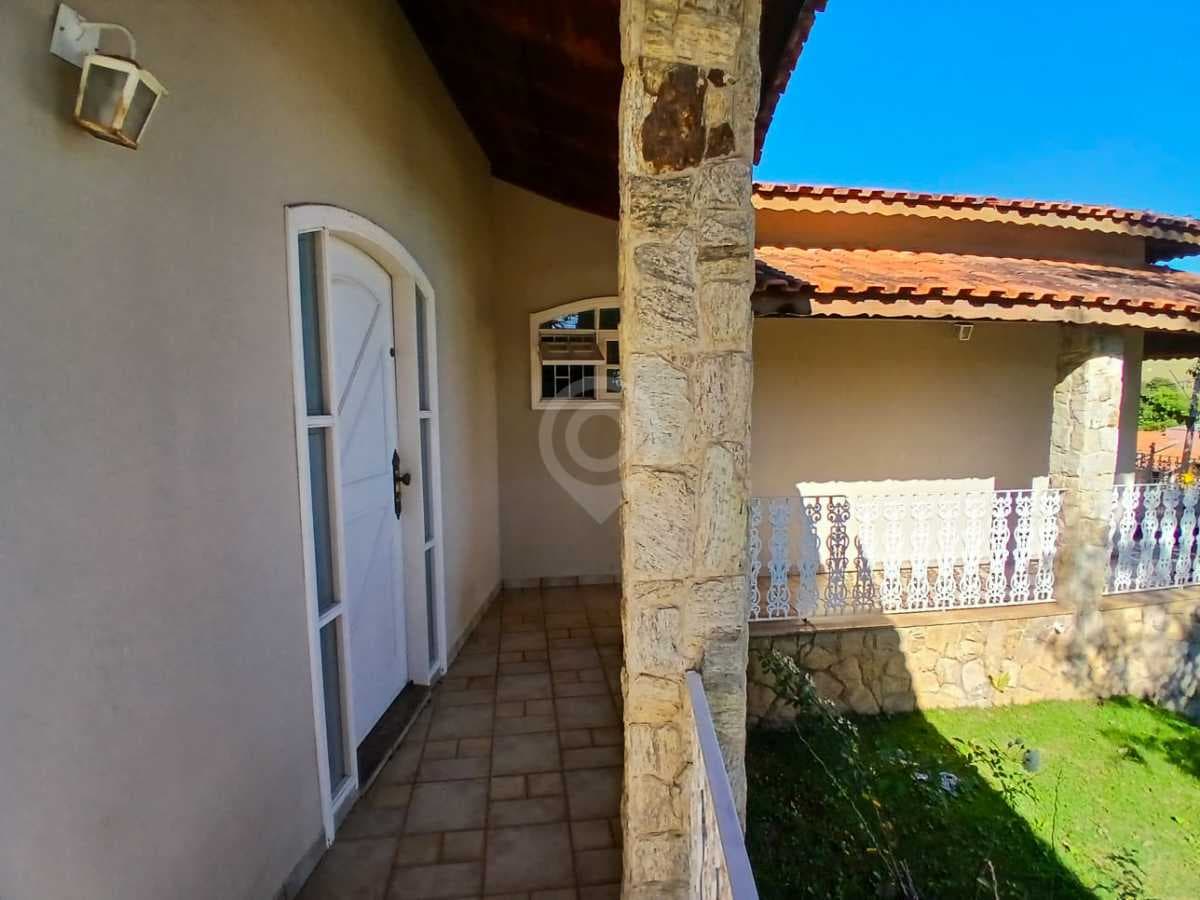 Casa de rua com 1 suíte no Jardim Leonor — foto 3