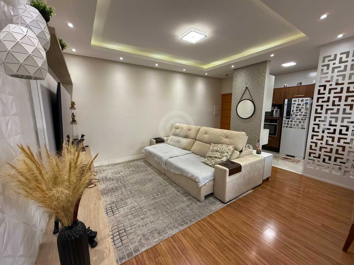 Apartamento com 1 suíte no Condomínio Praxx Residencial