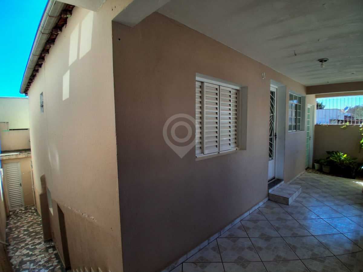 Casa de rua com 2 quartos no Jardim Santo Antônio — foto 3