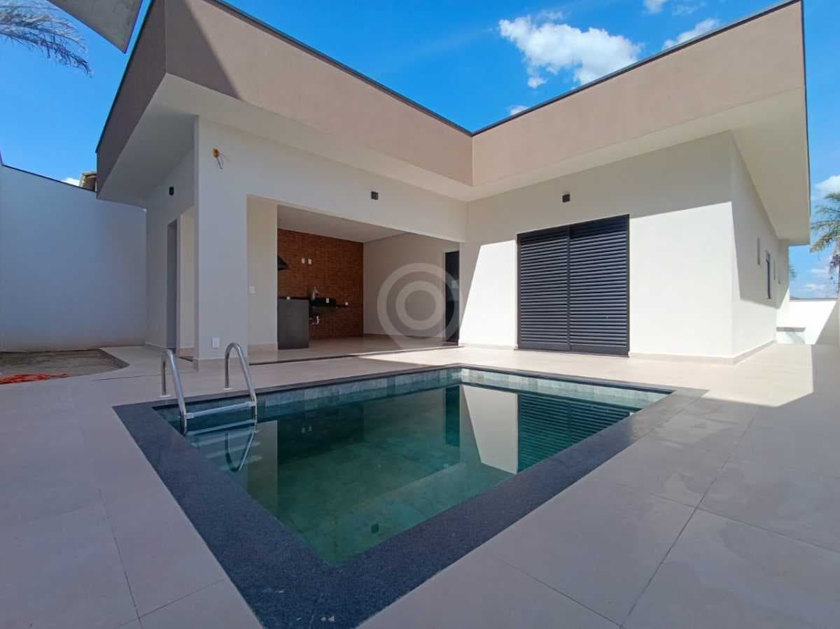 Casa em Condomínio com 3 suítes no Condomínio Itatiba Country Club
