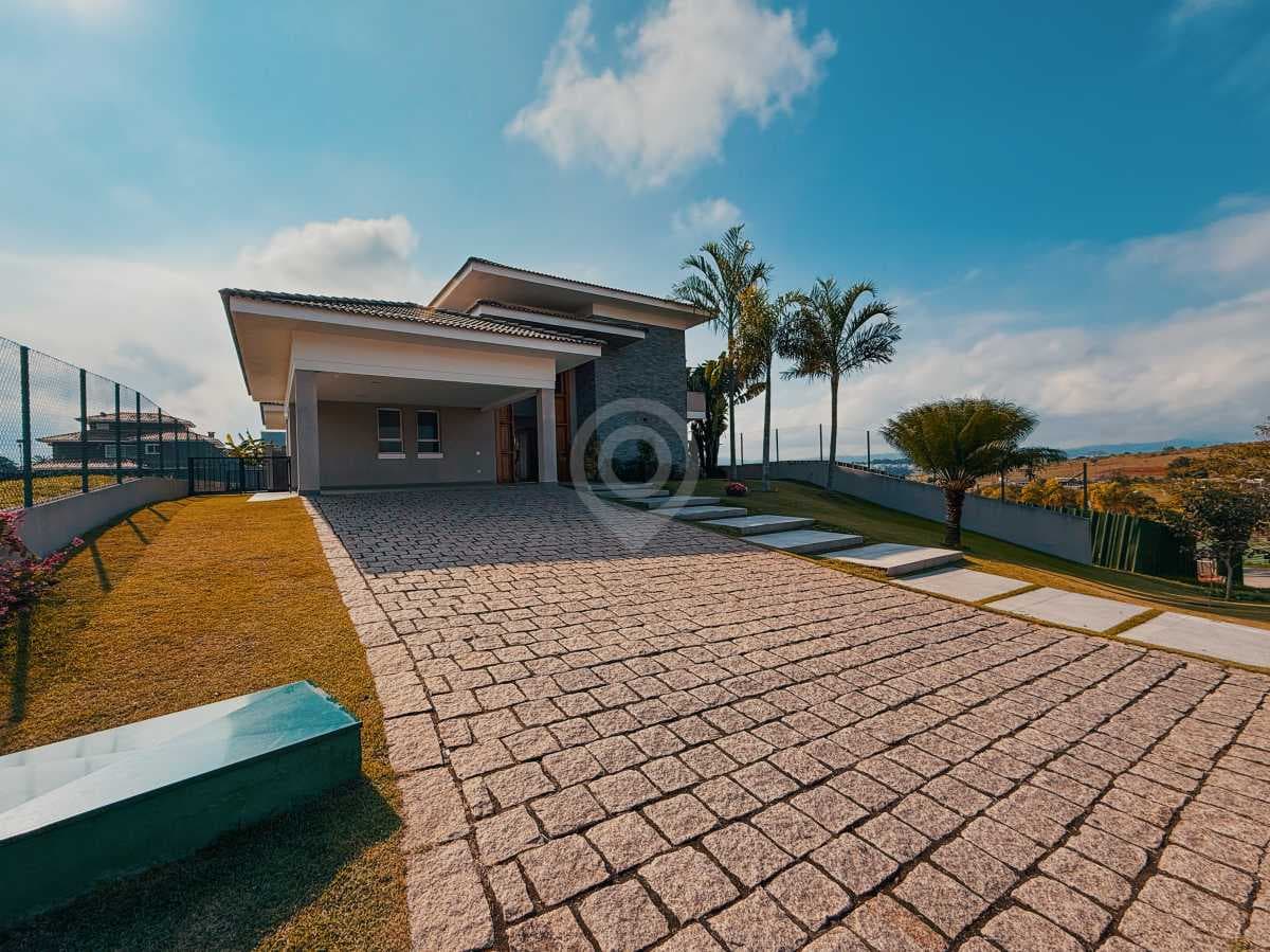 Casa em Condomínio com 4 suítes no Condominio Village Das Palmeiras — foto 3
