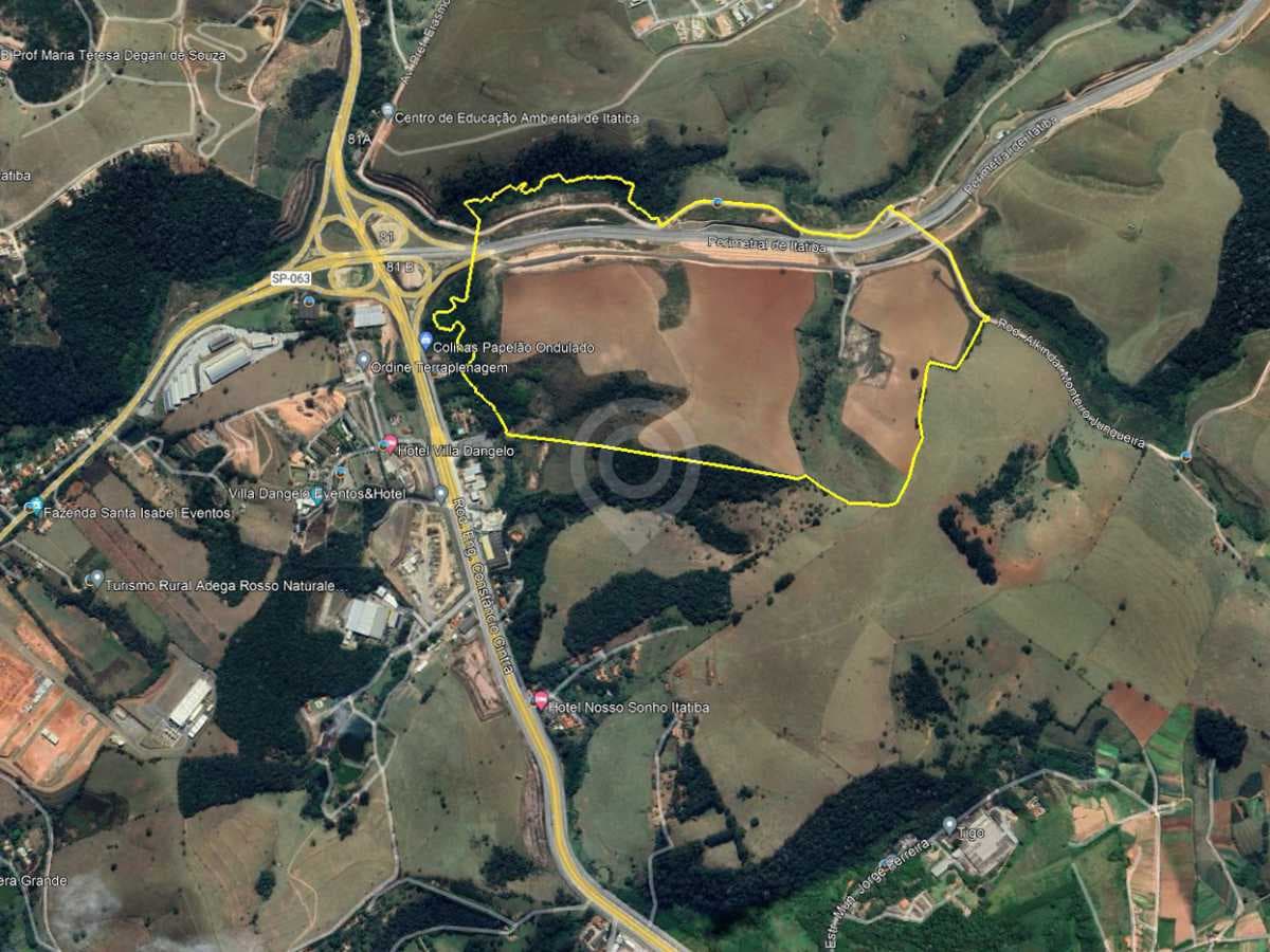 Terreno no Sítio da Moenda