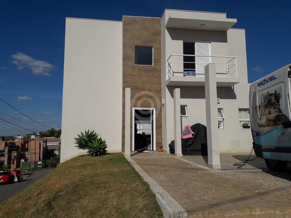 Casa em Condomínio com 4 suítes no Condomínio Itatiba Country Club