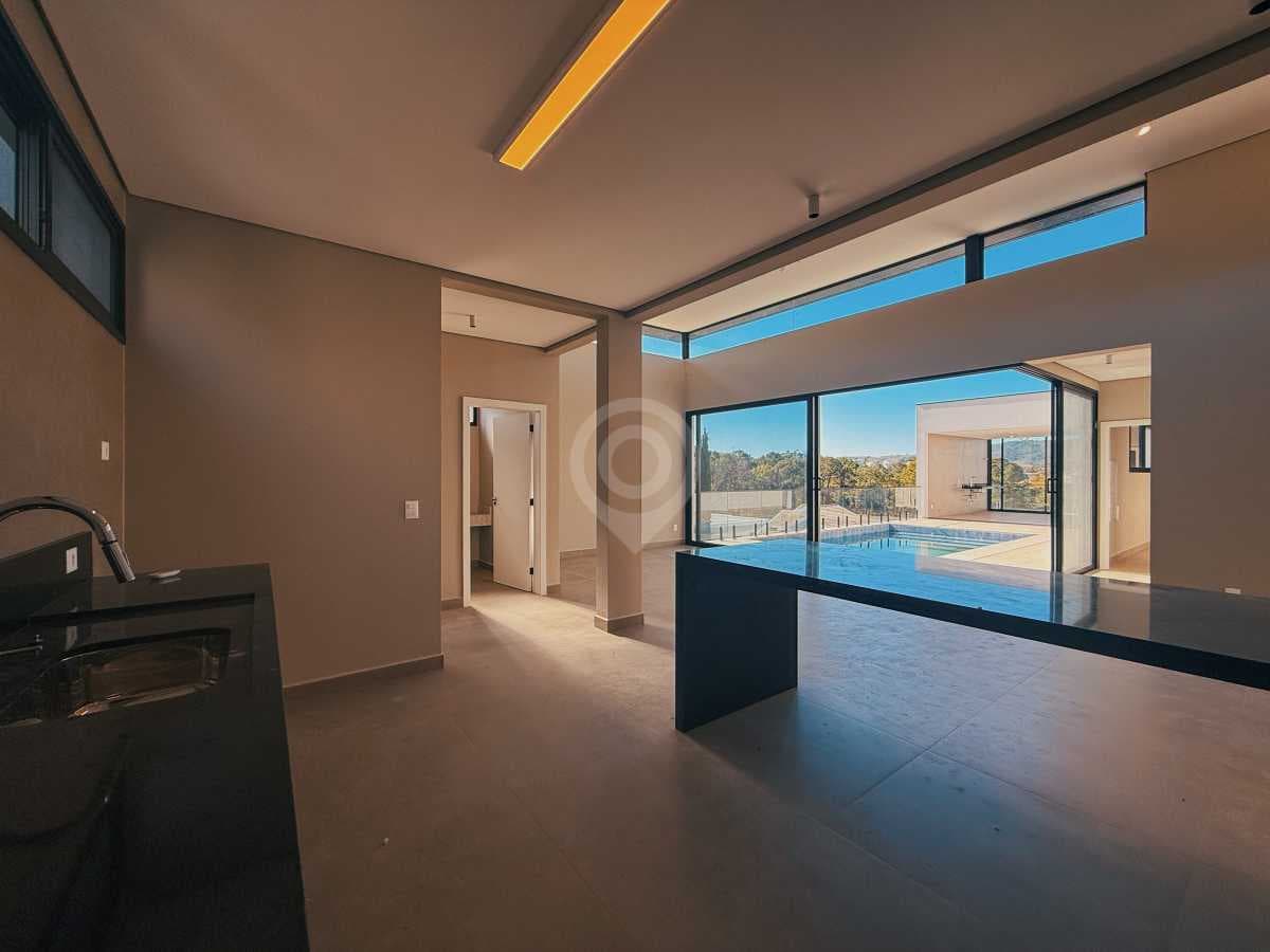 Casa em Condomínio com 3 suítes no Residencial Villaggio Paradiso — foto 3