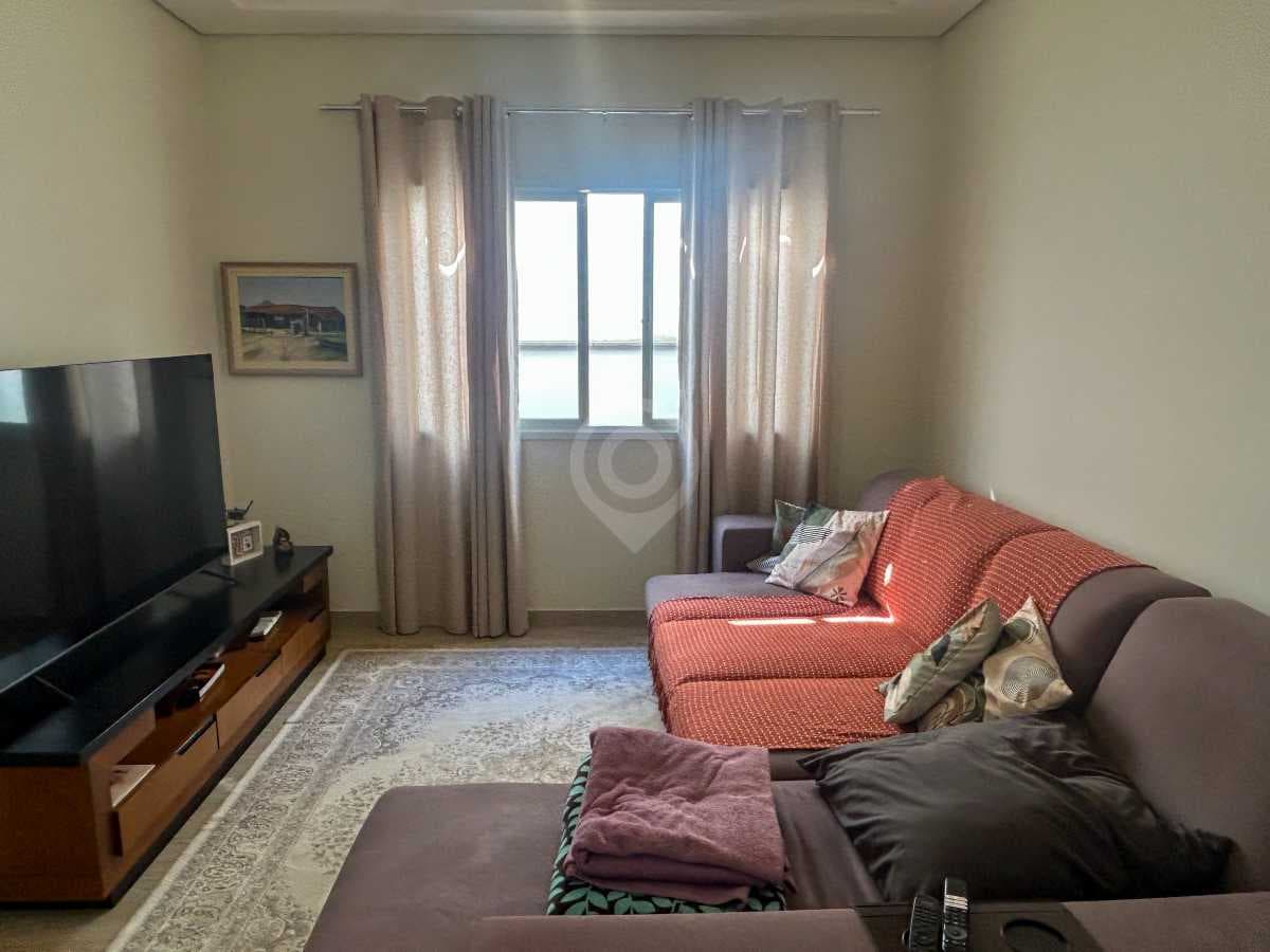 Casa de rua com 1 suíte no Giardino D´ Itália — foto 2