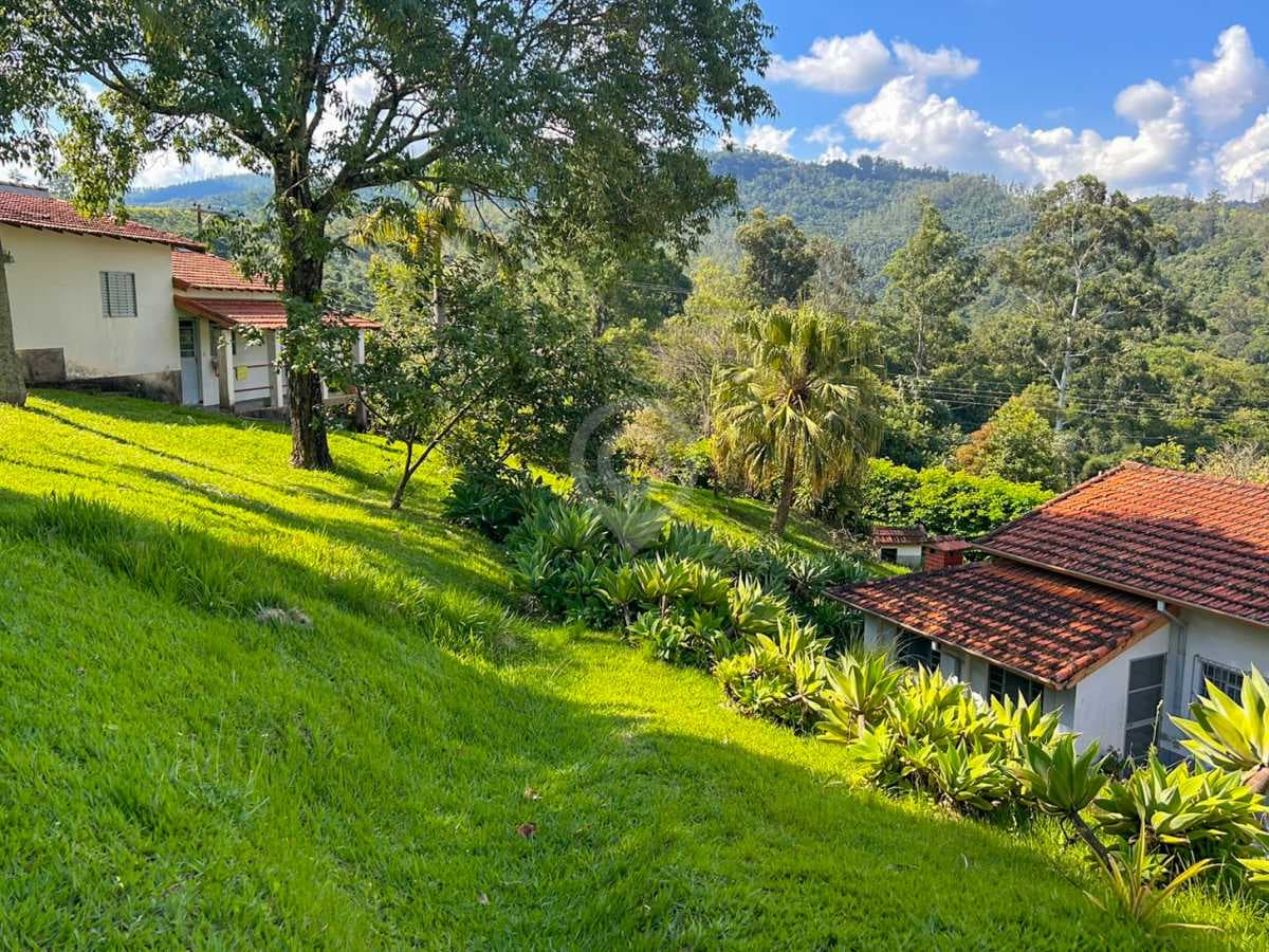 Casa de rua com 5 quartos no Jardim Seabra — foto 3