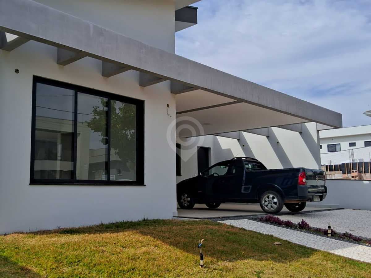 Casa em Condomínio com 3 suítes no Reserva Santa Rosa — foto 3