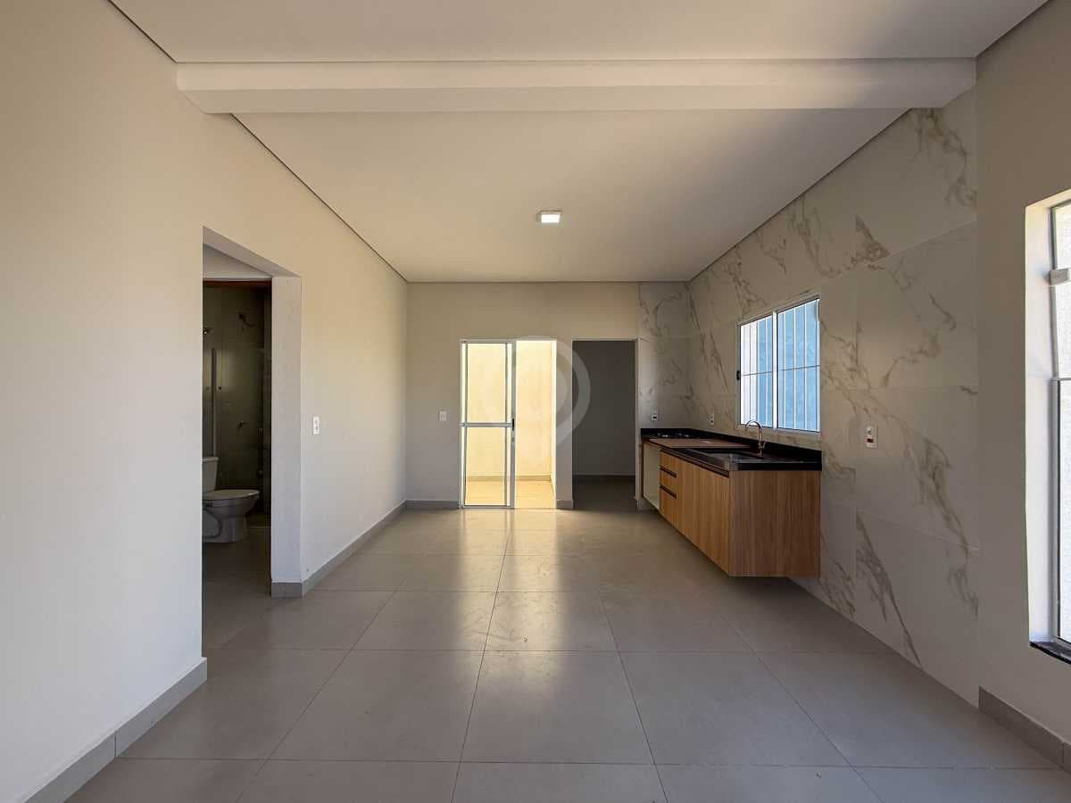 Casa de rua com 1 suíte no Loteamento Quinta dos Bons Ventos — foto 3