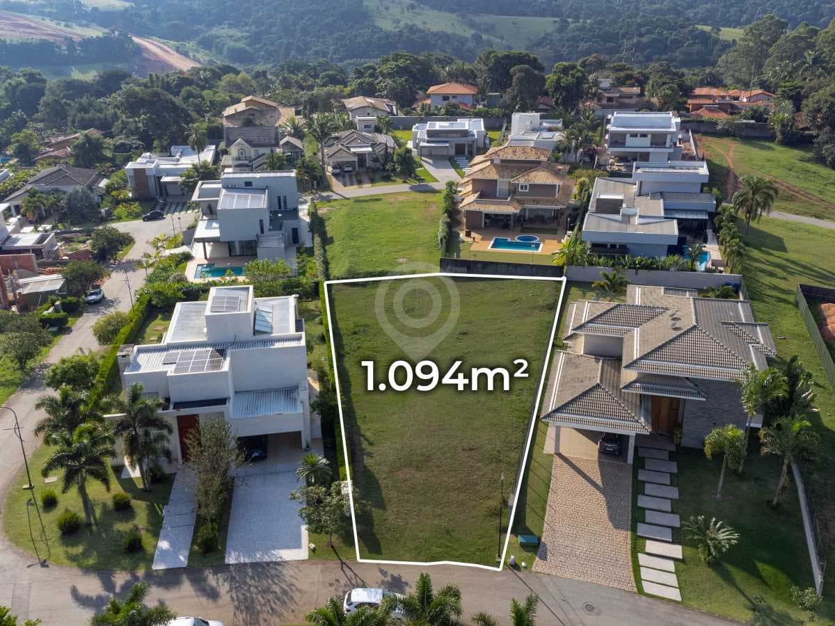 Terreno no Condominio Village Das Palmeiras