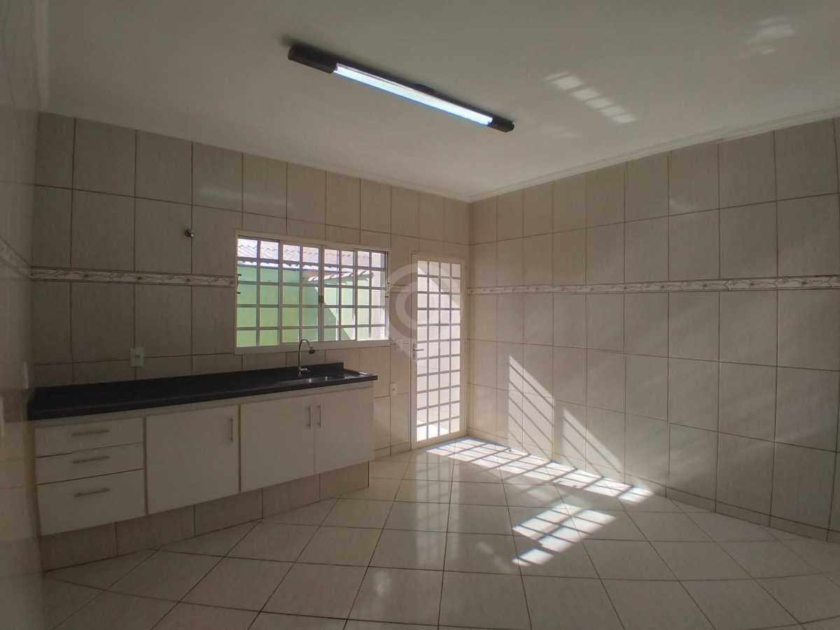Casa de rua com 1 suíte no Parque da Colina — foto 2