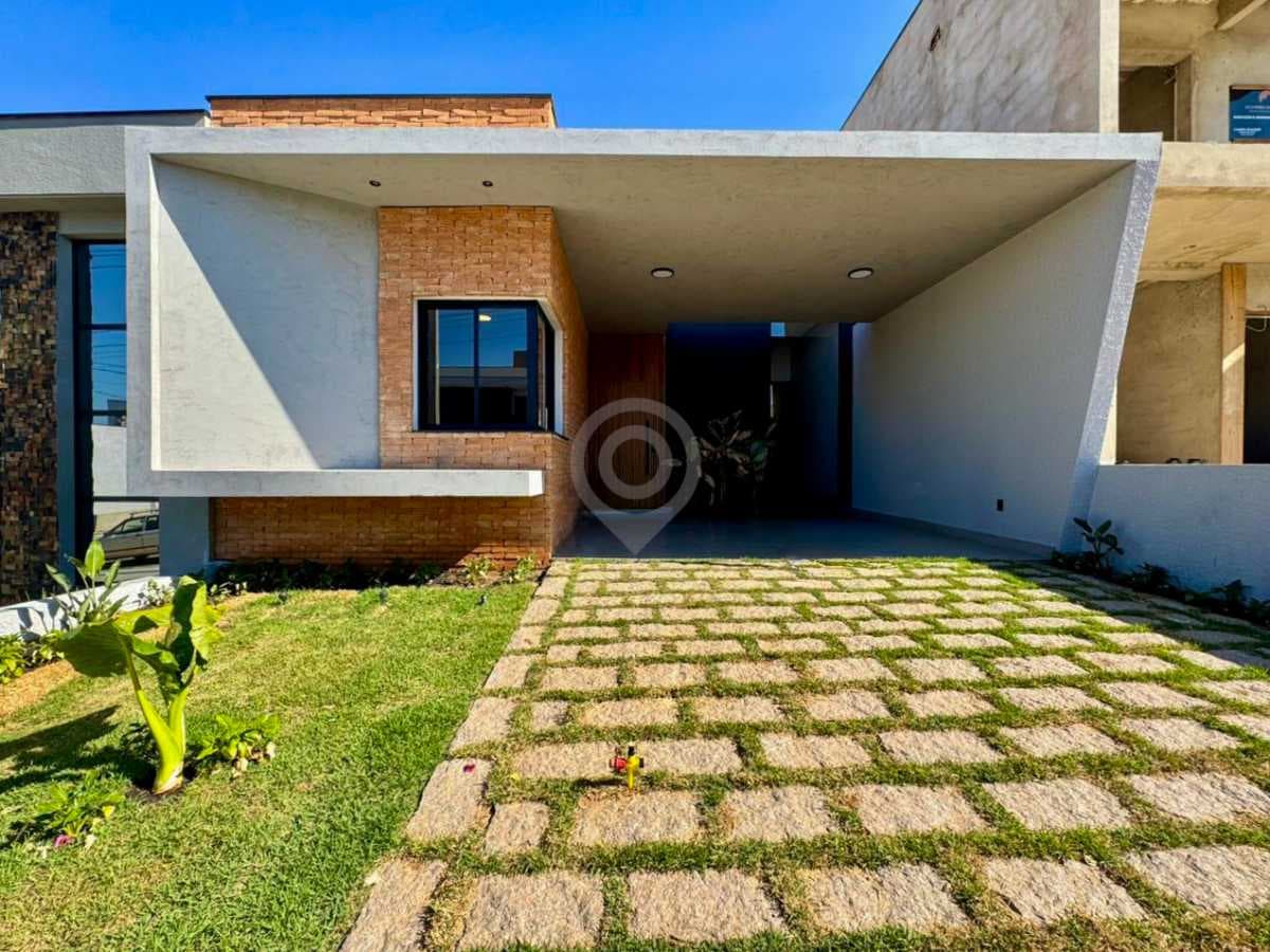 Casa em Condomínio com 1 suíte no Vila Rubens
