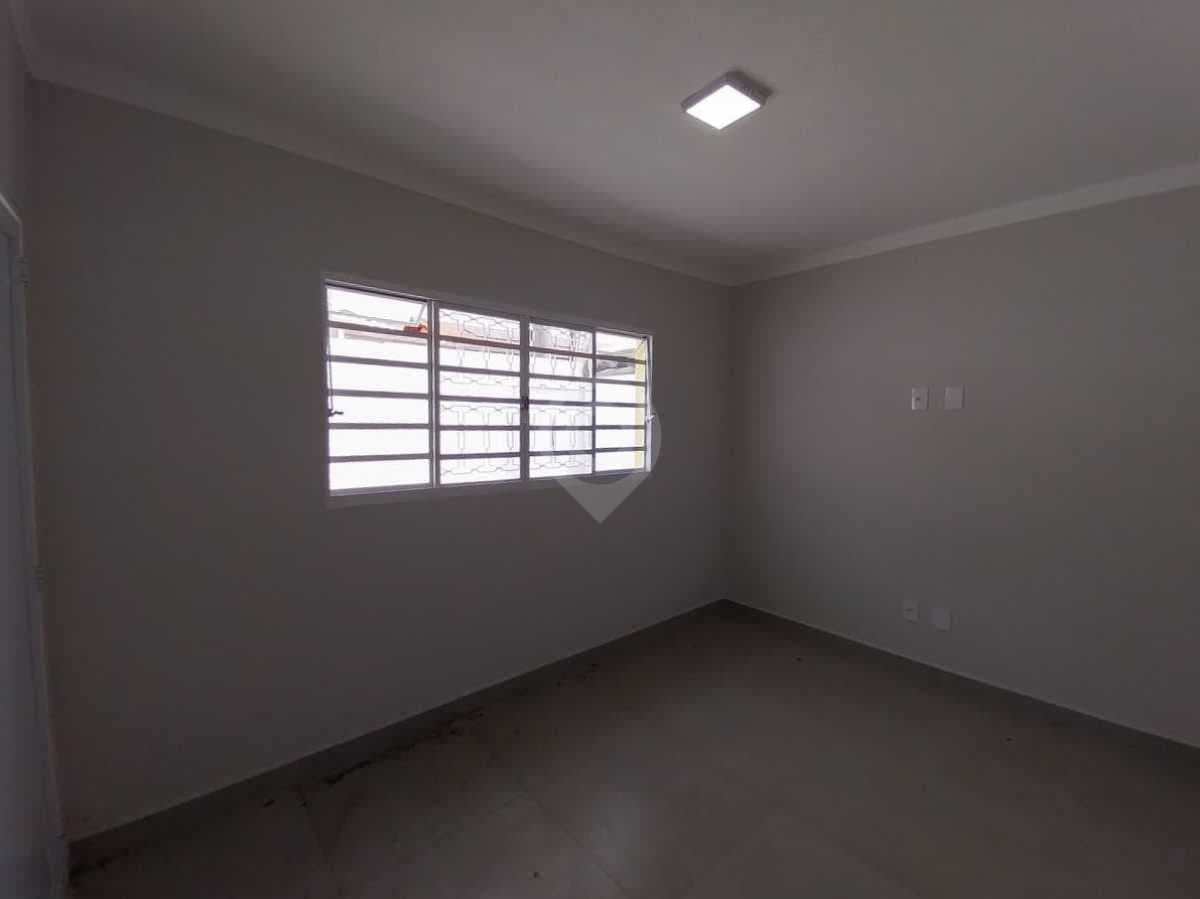 Casa de rua com 3 quartos no Loteamento Aída Haddad Jafet — foto 3