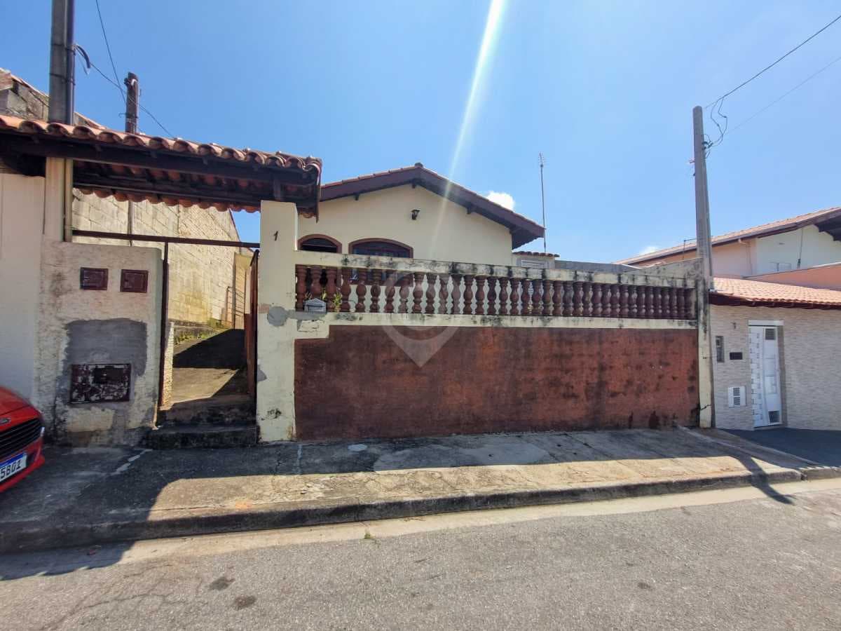 Casa de rua com 3 quartos no Núcleo Residencial Abramo Delforno