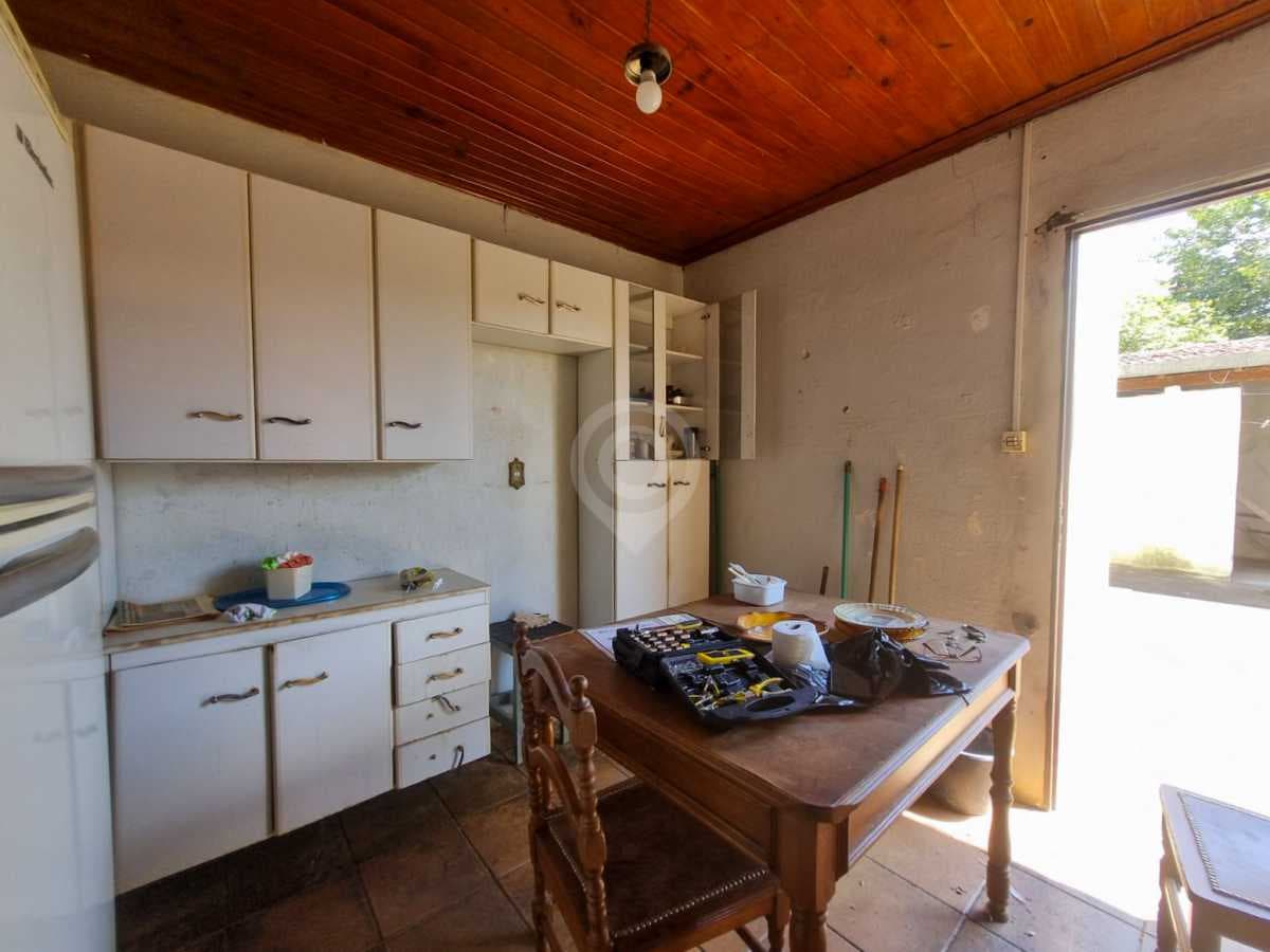 Casa de rua com 3 quartos no Núcleo Residencial Abramo Delforno — foto 3