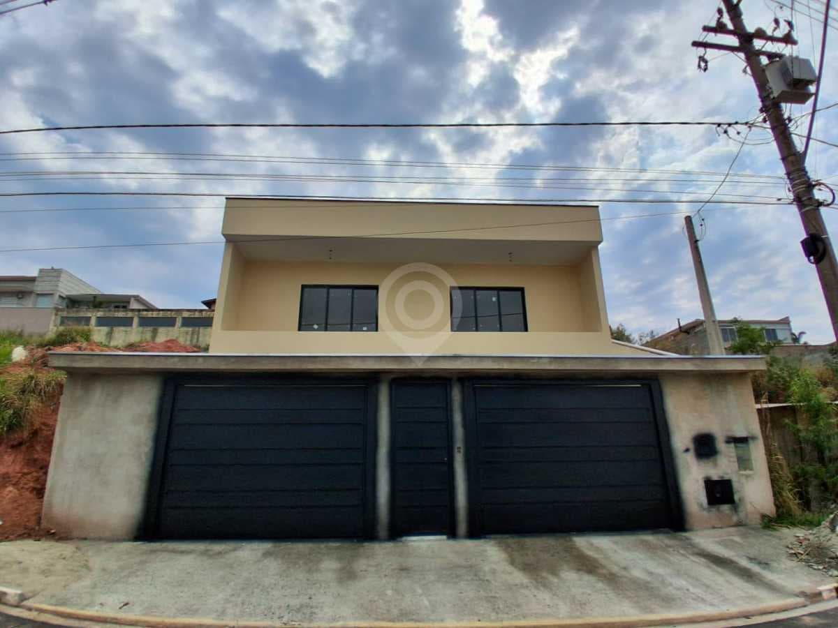 Casa de rua com 1 suíte no Sitio Santana