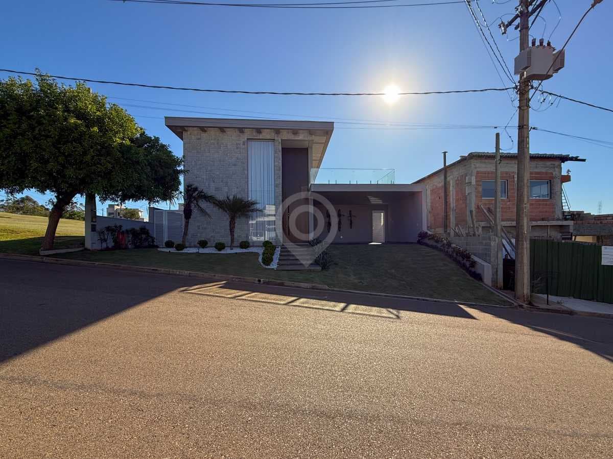 Casa em Condomínio com 4 suítes no Residencial Sete Lagos — foto 2