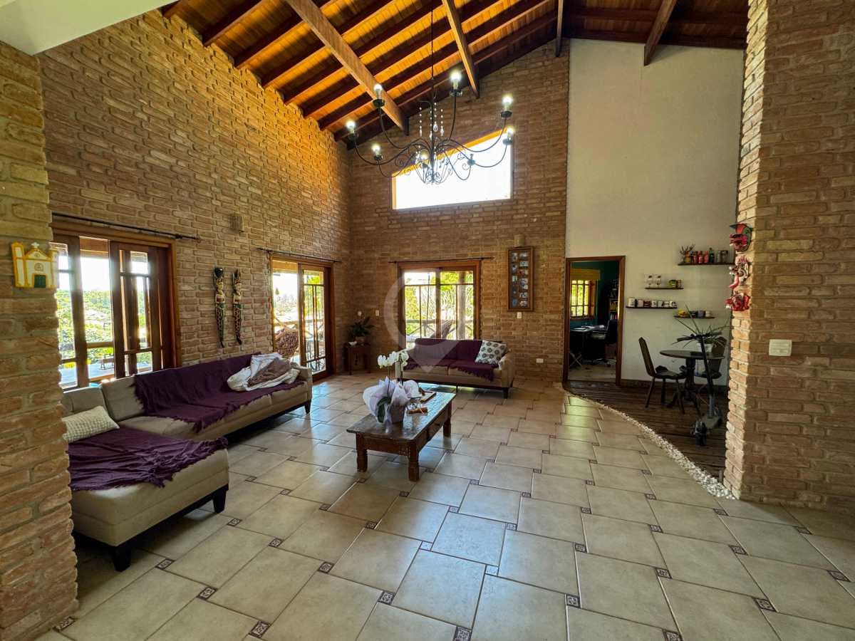 Casa em Condomínio com 4 suítes no Jardim Nossa Senhora das Graças — foto 2