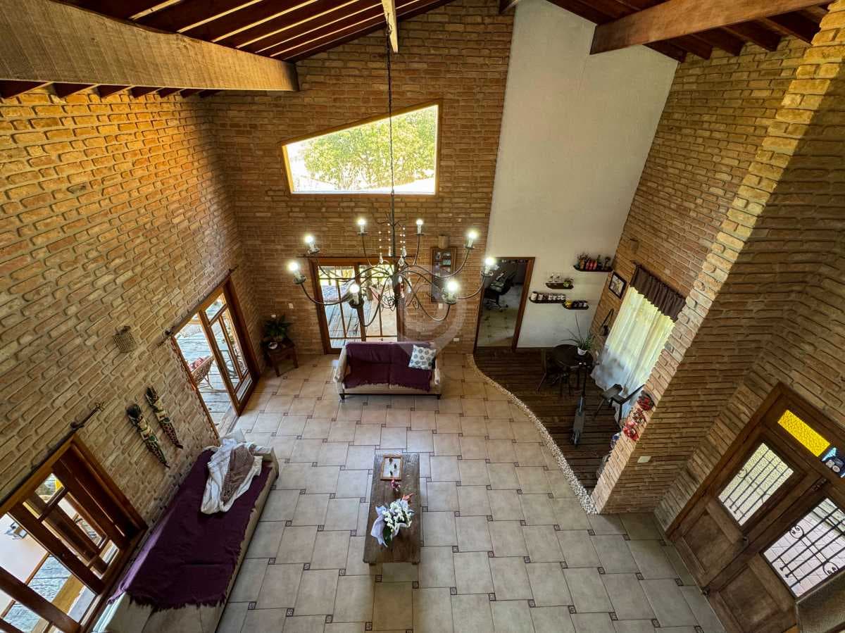 Casa em Condomínio com 4 suítes no Jardim Nossa Senhora das Graças — foto 3