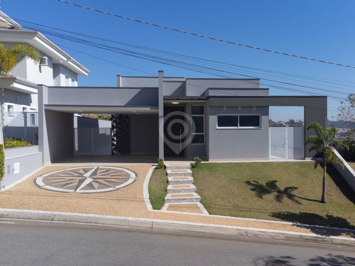 Casa em Condomínio com 3 suítes no Reserva Santa Rosa