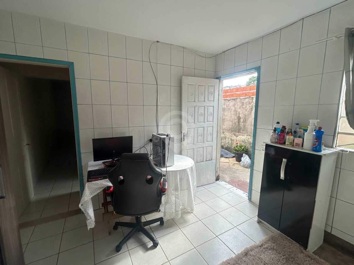 Casa de rua com 1 suíte no Parque San Francisco — foto 2