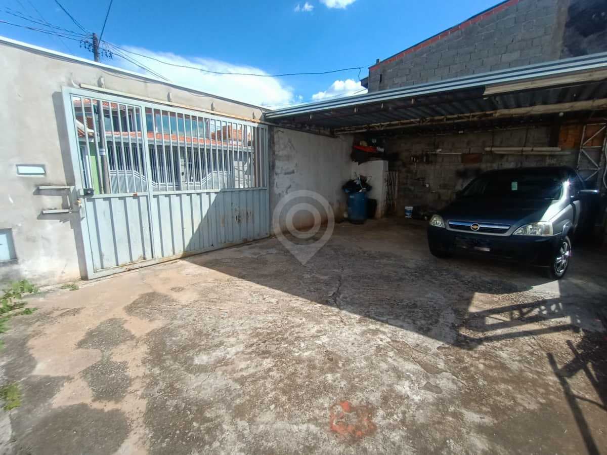 Casa de rua com 4 quartos no Loteamento Residencial Central Park II — foto 2
