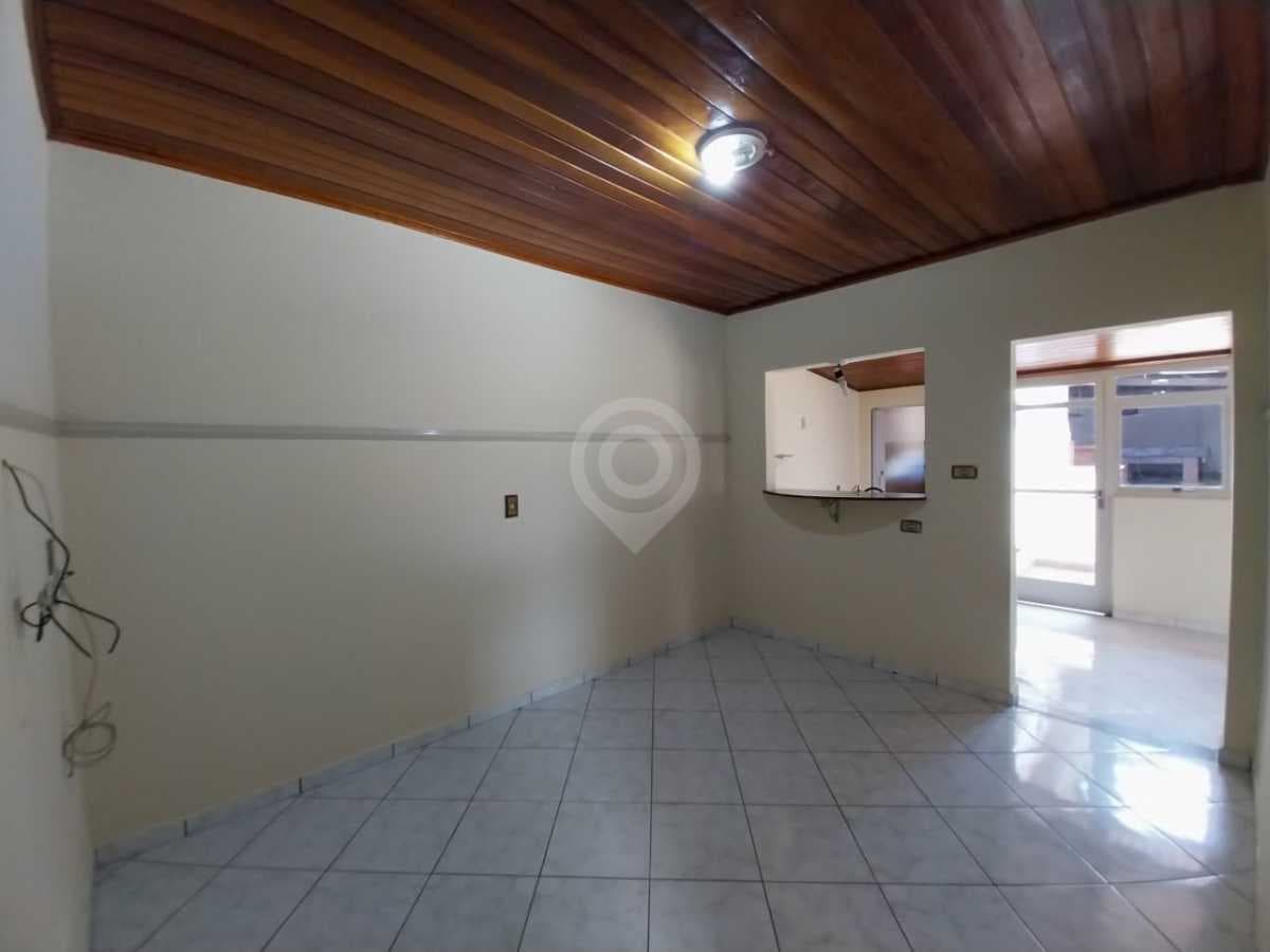 Casa de rua com 3 quartos no Jardim Ipê — foto 3