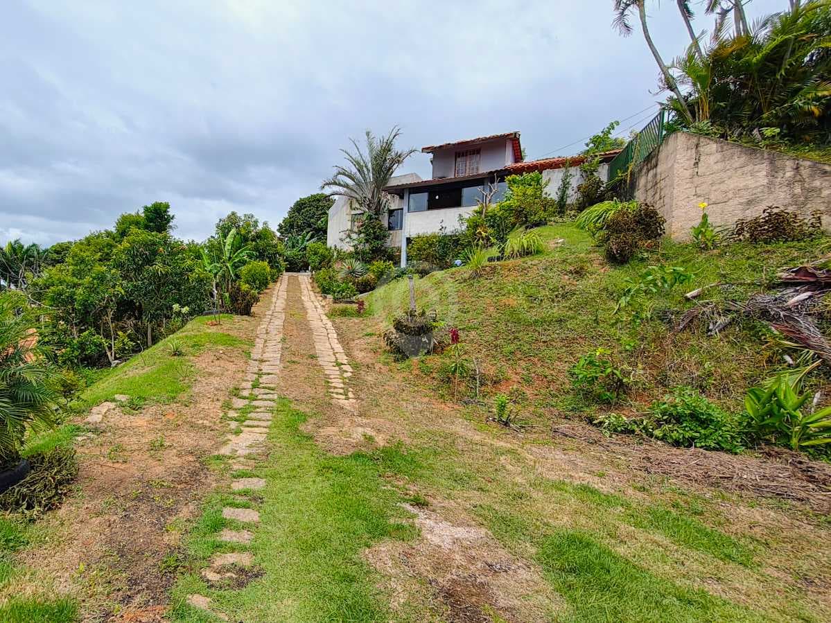 Casa de rua com 3 suítes no Jardim Leonor — foto 2